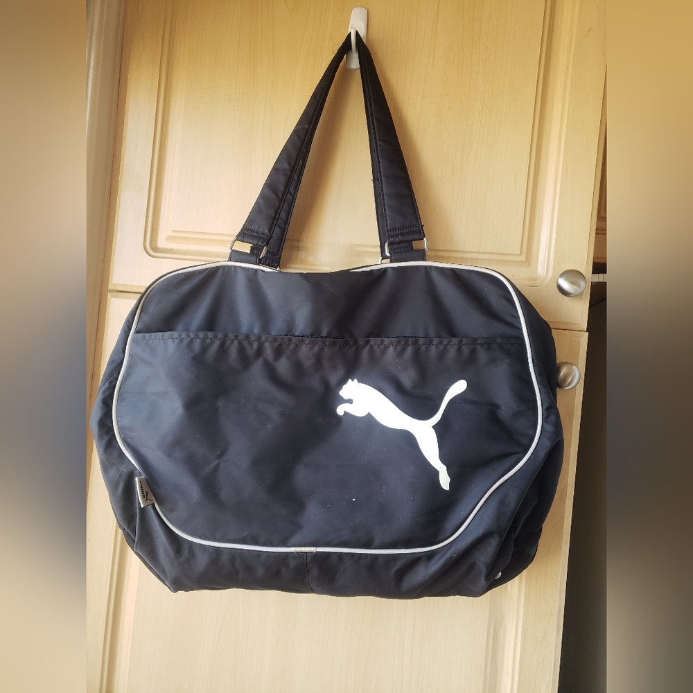 Puma Black Sports/ Gym Bag